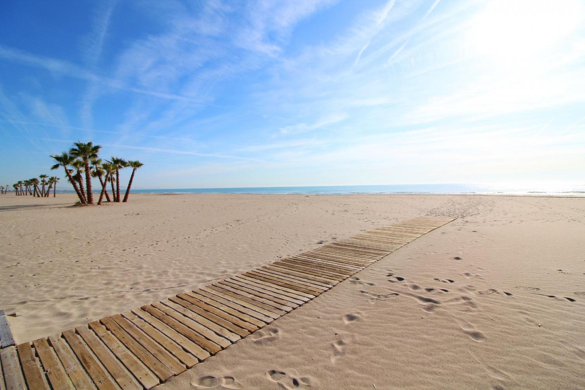 Apartamento Global Properties, Con Gran Terraza En La Playa De Canet