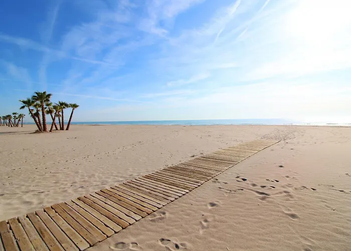 Global Properties, Apartamento Con Gran Terraza En La Playa De Canet